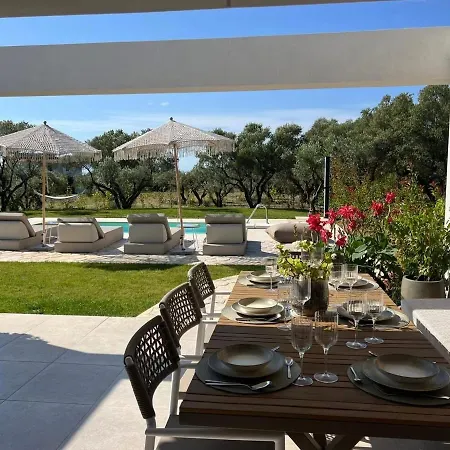 Elia Luxury By Eliamare *